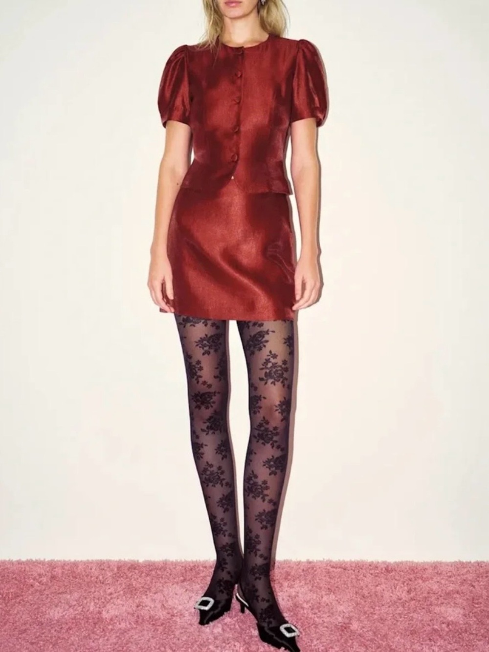 Reformation Mika Two Piece In Sangria, NWOT, NEVER WORN, NO FLAWS.